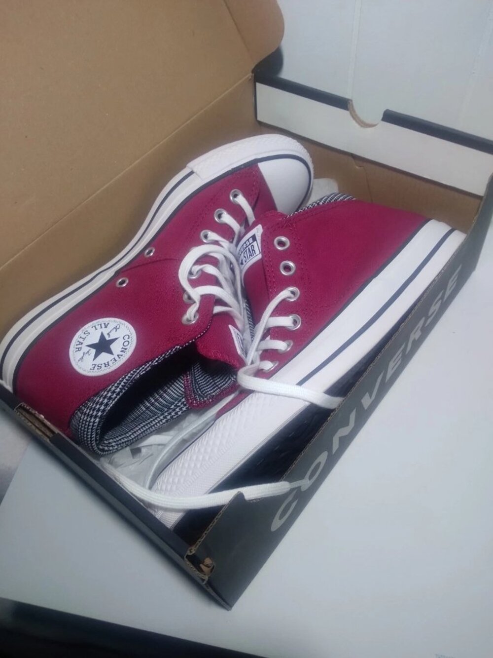 Converse Womens 9.5 CTAS Madison MID A15518F Sporty Berry Plaid Sneakers NEW - Picture 9 of 10
